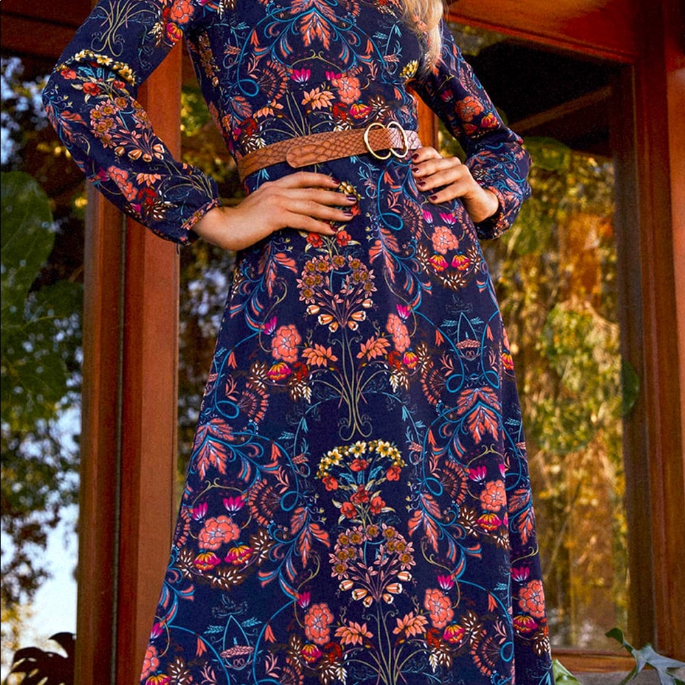 I. Madeline Garden Splendor Navy Blue Floral Print Dress!